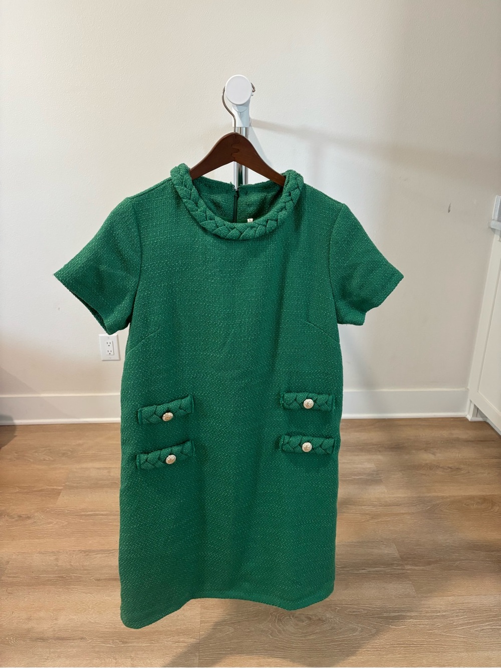 Green Short-Sleeve Tweed Shift Dress with Braided Trim